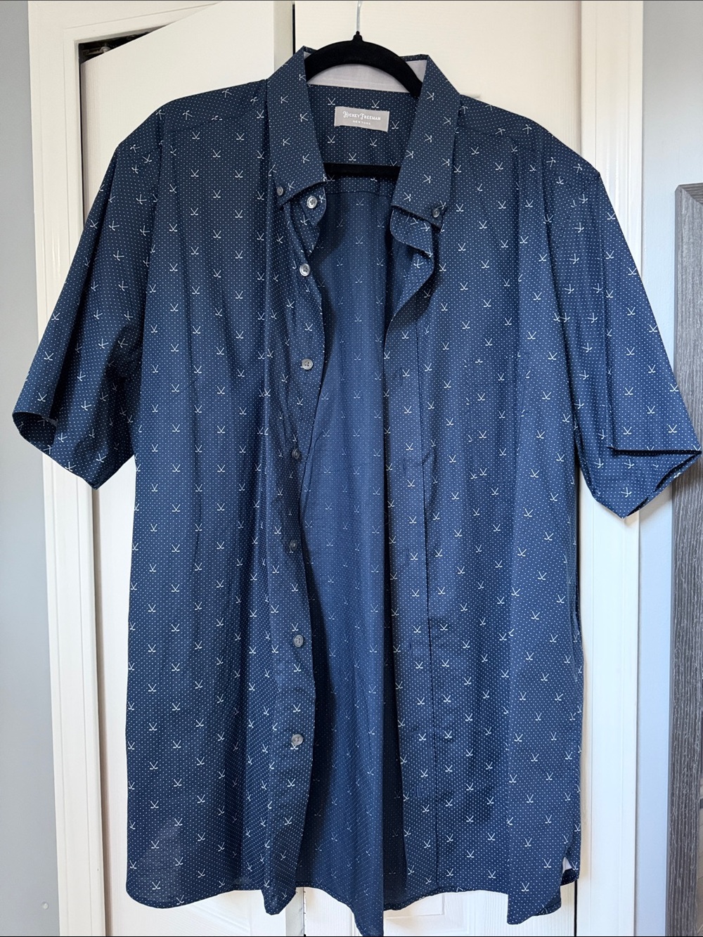 Hickey Freeman Navy Short-Sleeve Button-Down Shirt with Micro Print